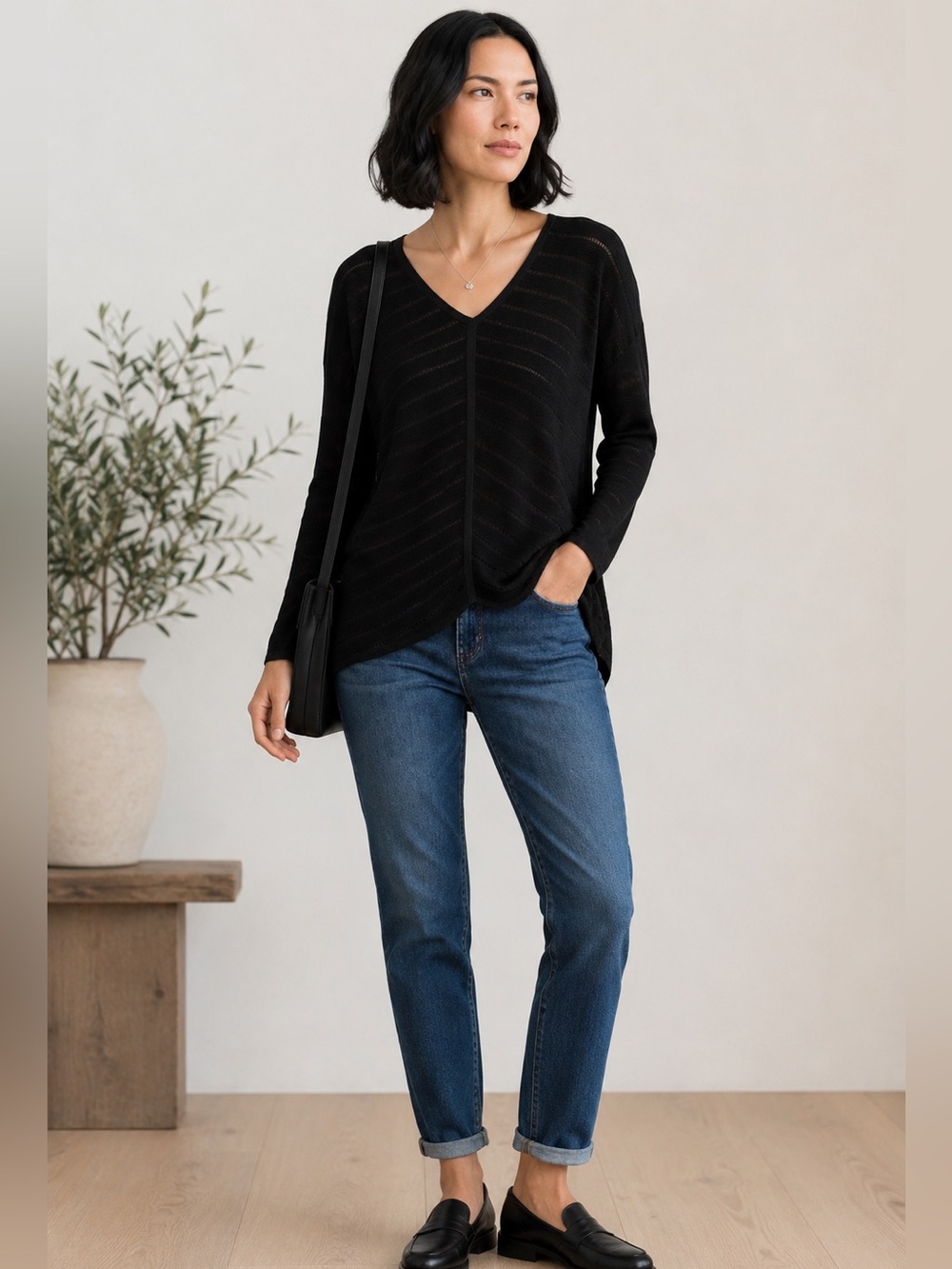 Eileen Fisher Black Sheer Knit V-Neck Long Sleeve Tunic Top Italian Yarn Size XS